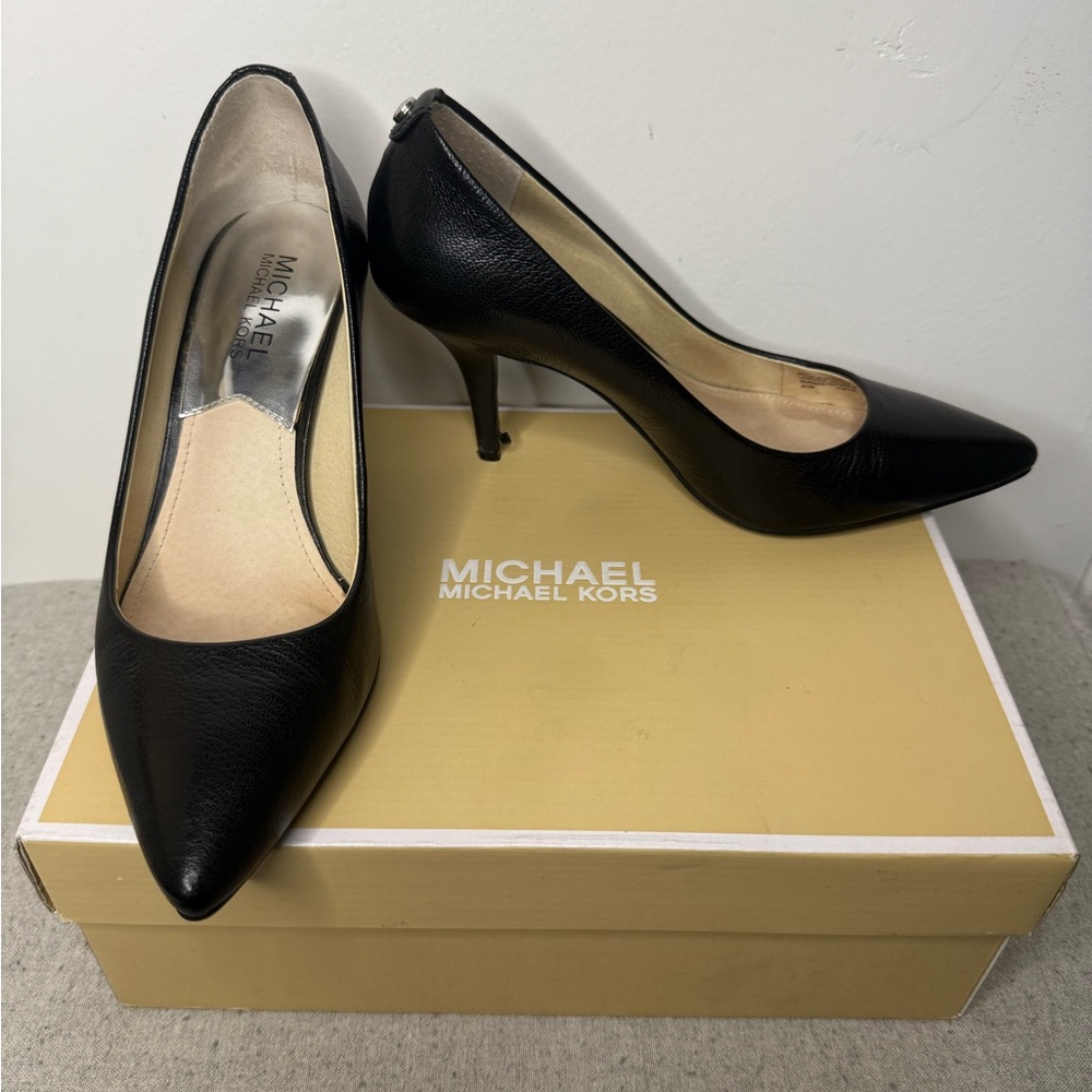 Michael Kors Black Women's Heels - Picture 5 of 8